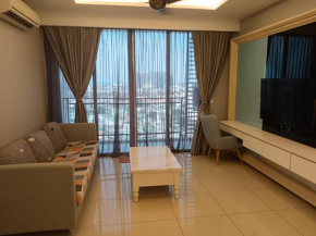 Cozy 3-bedroom Apartment with Swimming Pool